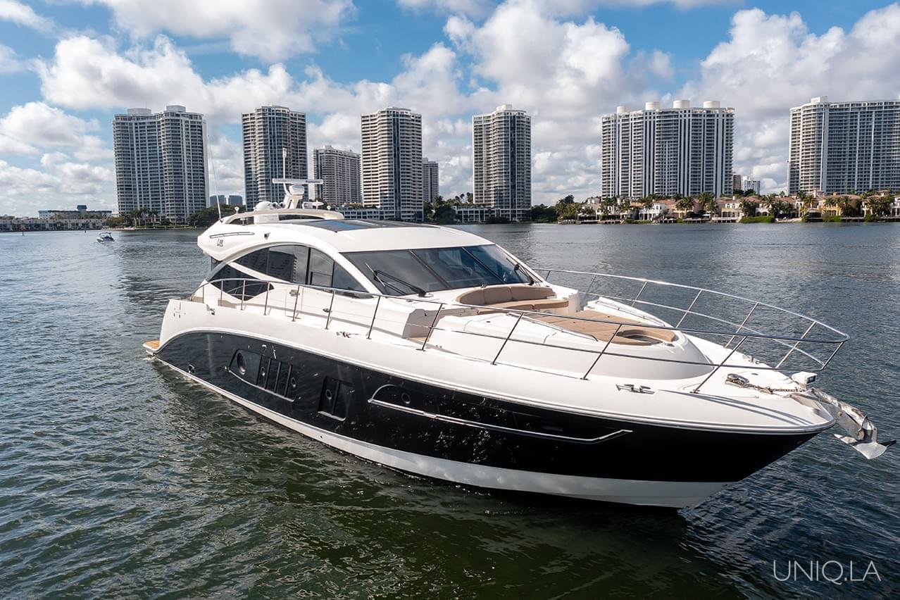 65' UNIQ Sea Ray L650 - Yacht - UNIQ Miami Yacht Charters