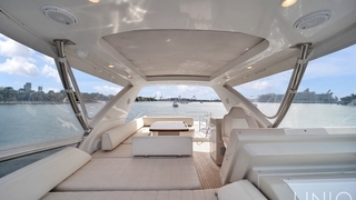 64’ UNIQ Aizmut Blue Fly Yacht