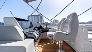 80' UNIQ 2025 Azimut S8. Xtreme 80' UNIQ 2025 Azimut S8. Xtreme
