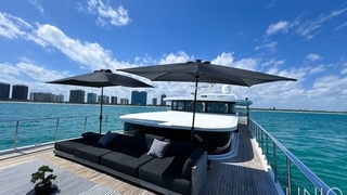 112’ UNIQ Mega Yacht 112’ UNIQ Mega Yacht