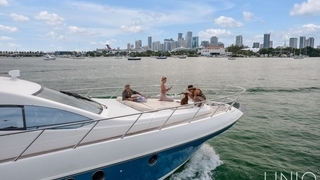 64’ UNIQ Aizmut Blue Fly Yacht