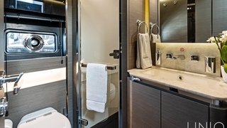 80' UNIQ 2025 Azimut S8. Xtreme 80' UNIQ 2025 Azimut S8. Xtreme