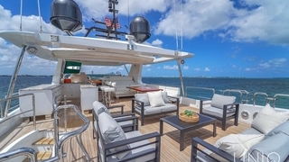 ⁠105' UNIQ Azimut Yacht