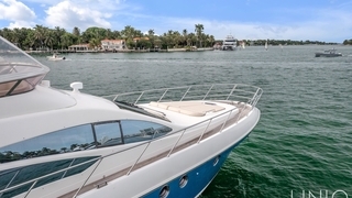 64’ UNIQ Aizmut Blue Fly Yacht