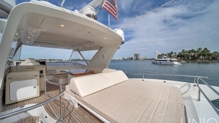 64’ UNIQ Aizmut Blue Fly Yacht