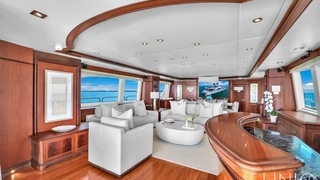 ⁠105' UNIQ Azimut Yacht