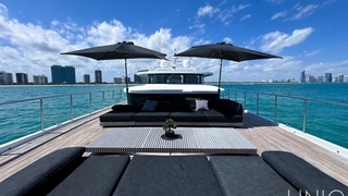 112’ UNIQ Mega Yacht 112’ UNIQ Mega Yacht