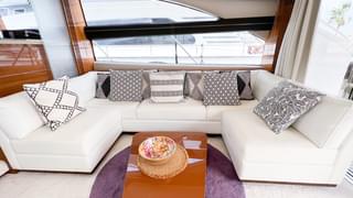 65' UNIQ Princess Yacht Flybridge