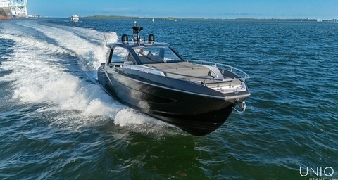 47' UNIQ Azimut Verve Yacht