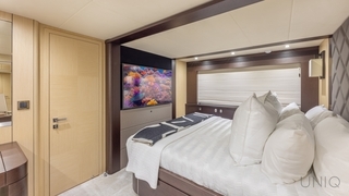 78' UNIQ Sunseeker II 78' UNIQ Sunseeker II
