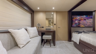 78' UNIQ Sunseeker II 78' UNIQ Sunseeker II