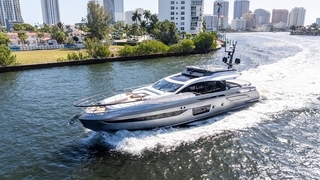 80' UNIQ 2025 Azimut S8. Xtreme 80' UNIQ 2025 Azimut S8. Xtreme