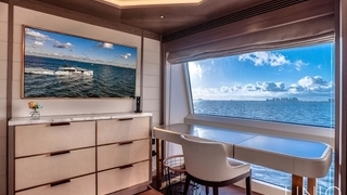 88’ UNIQ Sirena Yacht / 2026