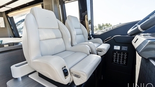 80' UNIQ 2025 Azimut S8. Xtreme 80' UNIQ 2025 Azimut S8. Xtreme