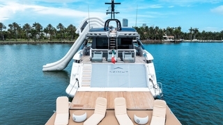94' UNIQ Azimut S10 Yacht