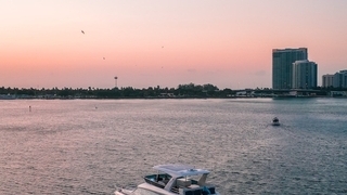 65' UNIQ Prestige (2019/refit 2026) 65' UNIQ Prestige (2019/refit 2026)