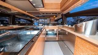 64’ UNIQ Aizmut Yacht