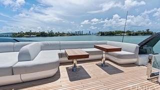 94' UNIQ Azimut S10 Yacht