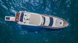 80’ UNIQ Azimut Yacht