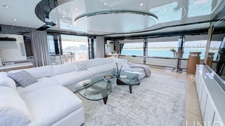 112’ UNIQ Mega Yacht 112’ UNIQ Mega Yacht