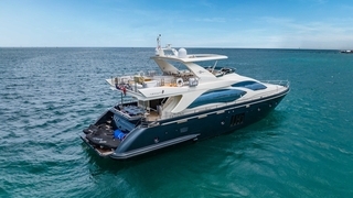 84' UNIQ Azimut Yacht