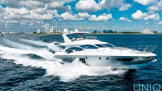 70’ UNIQ Azimut Yacht