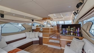 60’ UNIQ Azimut Yacht | White 60’ UNIQ Azimut Yacht | White