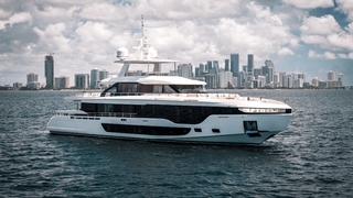 122' UNIQ Azimut Grande 122' UNIQ Azimut Grande