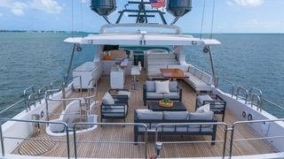 ⁠105' UNIQ Azimut Yacht
