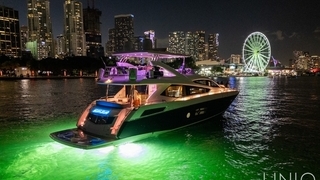 80’ UNIQ Sunseeker Yacht