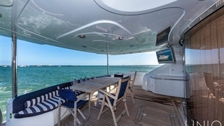 84' UNIQ Sunseeker Yacht