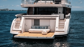 122' UNIQ Azimut Grande 122' UNIQ Azimut Grande
