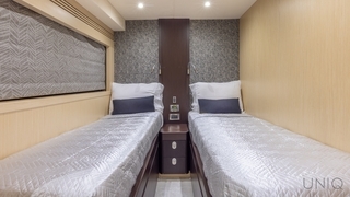 78' UNIQ Sunseeker II 78' UNIQ Sunseeker II