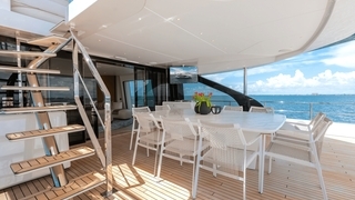 122' UNIQ Azimut Grande 122' UNIQ Azimut Grande