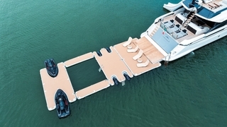 94' UNIQ Azimut S10 Yacht