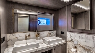 88’ UNIQ Sirena Yacht / 2026