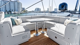 80' UNIQ 2025 Azimut S8. Xtreme 80' UNIQ 2025 Azimut S8. Xtreme