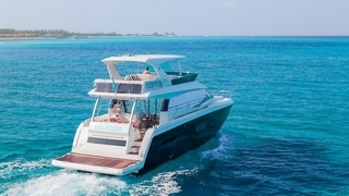 65' UNIQ Prestige (2019/refit 2026) 65' UNIQ Prestige (2019/refit 2026)
